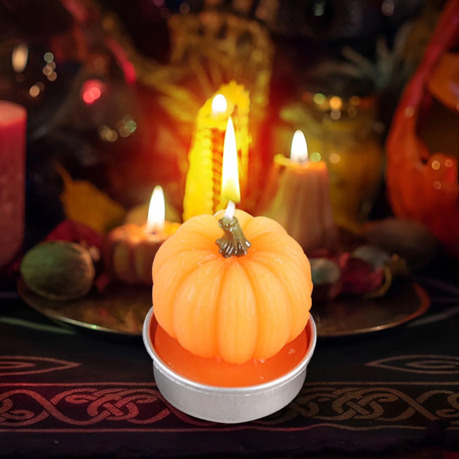 6PCS Pumpkin Shaped Scented Candles - Perfect Fall & Halloween Decor for Home and Parties!