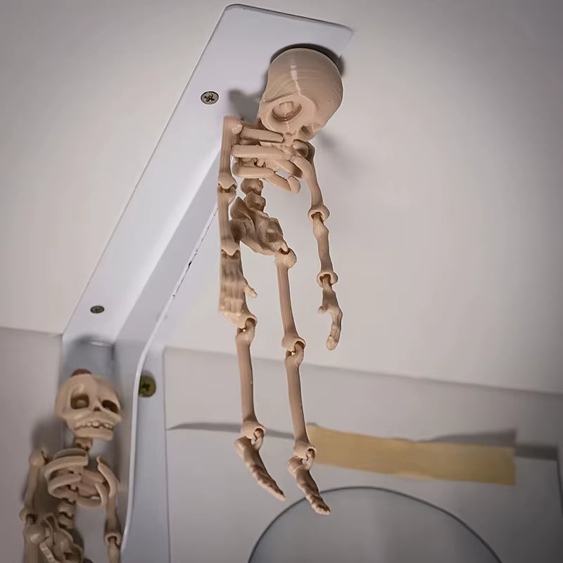 1Pc Magnetic Poseable Skull Fridge Magnet Funny Halloween Gift Easter Kitchen & Dining Decor Home Accessory, Quirky Decor